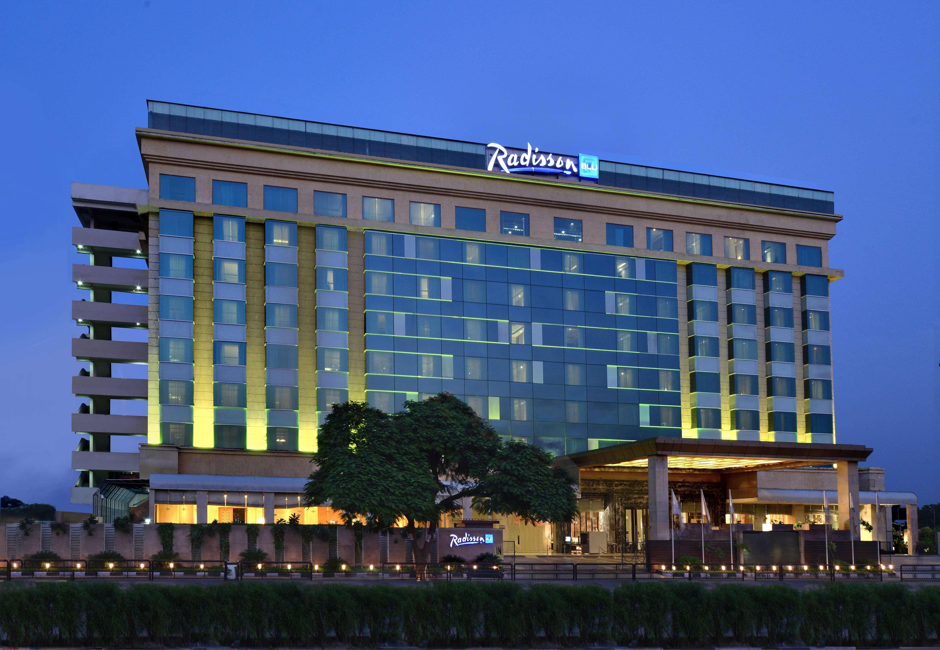 Готель Radisson Blu Джайпур Екстер'єр фото